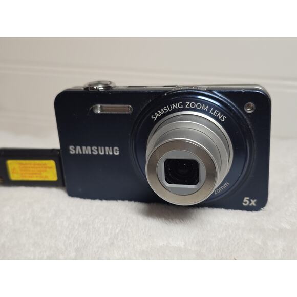 Samsung Digital Camera ST90 14.2MP Black Working 2gb Sd Card And Cord - Picture 4 of 9